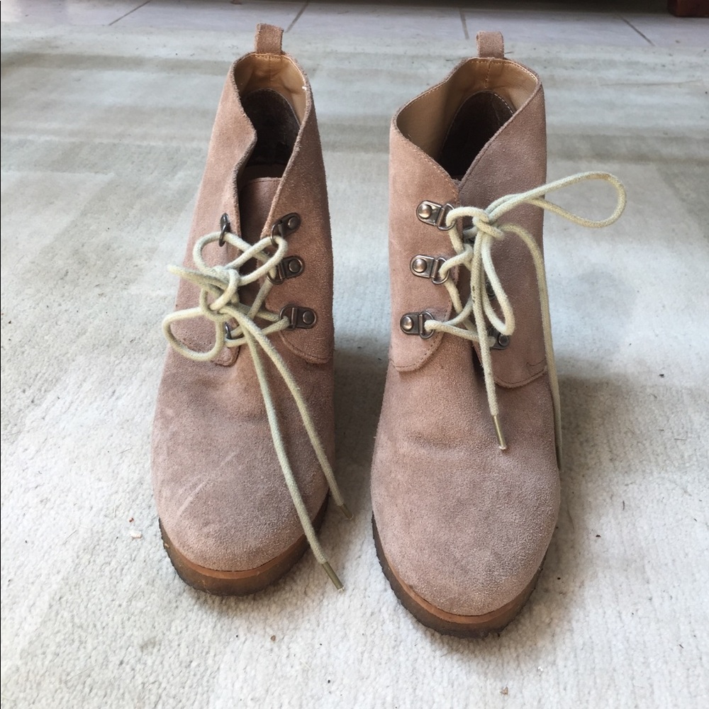Steve Madden Sz. 9 Gray Suede Heeled Booties